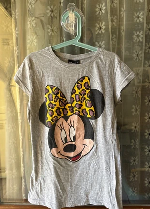 Maglietta Minnie Disney, brand: Disney, condizioni: Nuovo senza cartellino, taglia: S / IT 40 / EU 36, €3.00, €3.85 include la Protezione acquisti