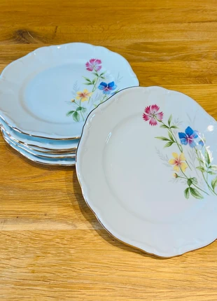 Lot 6 assiettes à dessert fleuries vintage en porcelaine de Bavière - Bareuther Waldsassen Bavaria, marque: bareuther waldsassen bavaria, état: Neuf sans étiquette, 7,00 €, 8,05 € Protection acheteurs incluse