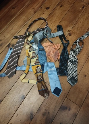 Lot de 8 cravates., marque: Looney Tunes, état: Bon état, 3,00 €, 3,85 € Protection acheteurs incluse