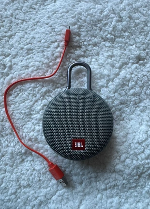 JBL speaker, merk: JBL, staat: Heel goed, € 15,00, € 16,45 inclusief Kopersbescherming