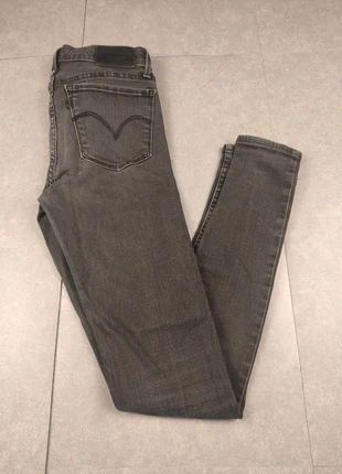 Jean Levi's levis Strauss 710 super skinny taille 35, brand: Levi's, condition: Very good, size: XS / 34 / 6, €10.00, €11.20 includes Buyer Protection Pro