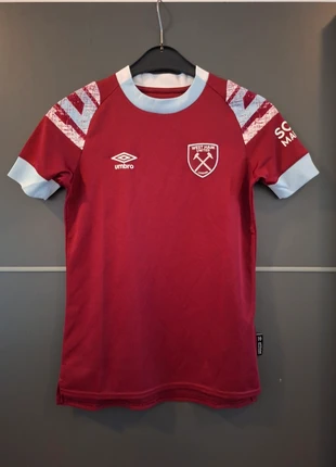 Voetbalshirt West Ham United, marca: Umbro, estado: Muy bueno, tamaño: 11 años / 146 cm, 7,50 €, 8,58 € Protección al comprador incluida
