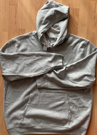 Hoodie Gap XL gris neuf, marque: GAP, état: Neuf avec étiquette, taille: XL, 25,00 €, 26,95 € Protection acheteurs incluse