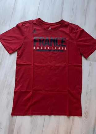 Tee-Shirt Jordan, marque: Jordan, état: Très bon état, taille: M, 15,00 €, 16,45 € Protection acheteurs incluse