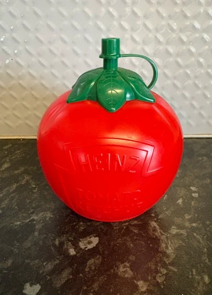 Heinz Tomato Ketchup Squeezy Tomato bottle, brand: KETCHUP, condition: Good, £10.00, £11.20 includes Buyer Protection
