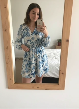 Robe blanche à fleurs – SHEIN – Taille L – Neuve, marke: Shein, zustand: Neu, größe: L / 40 / 12, 3,00 €, 3,85 € inklusive Vinted-Käuferschutz