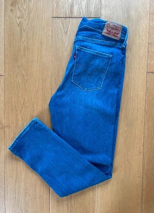 Jean Lévis Classic mid rise Skinny bleu clair W30 L28 - Taille mi-haute, marke: Levi's, zustand: Sehr gut, größe: L / 40 / 12, 29,00 €, 31,15 € beinhaltet Vinted-Käuferschutz Pro