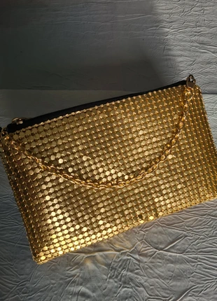 Sac à main style Pochette dorée en métal • Playboy, brand: Playboy, condition: New without tags, €10.00, €11.20 includes Buyer Protection