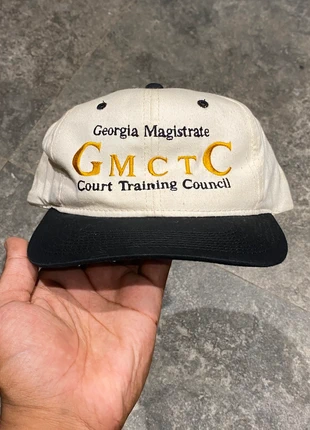 Casquette 90s vintage Court Training Council beige noir gold, brand: Vintage Dressing, condition: Very good, size: One size, €35.00, €37.45 includes Buyer Protection
