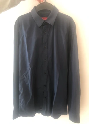 Camicia uomo Slim Fit taglia small Ugo Boss, marque: Hugo Boss, état: Neuf sans étiquette, taille: S, 15,00 €, 16,45 € Protection acheteurs incluse