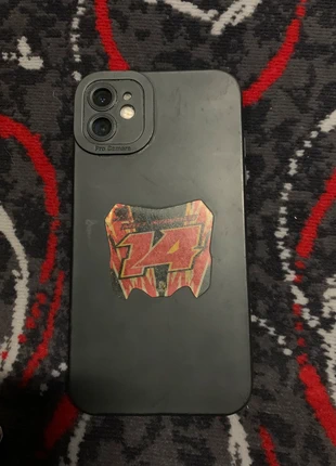 iPhone 11, marque: Apple, modèle: iPhone 11, état: Bon état, 55,00 €, 58,45 € Protection acheteurs incluse