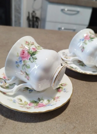 Tazze Moss Rose, marke: ROYAL ALBERT, zustand: Sehr gut, 24,90 €, 26,85 € inklusive Vinted-Käuferschutz