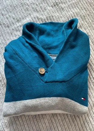 Pull tommy Hilfiger en très bon état taille M pull 11, marque: Tommy Hilfiger, état: Très bon état, taille: M, 25,00 €, 26,95 € Protection acheteurs incluse