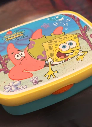 Spongebob broodtrommel, merk: SpongeBob SquarePants, staat: Goed, € 6,00, € 7,00 inclusief Kopersbescherming