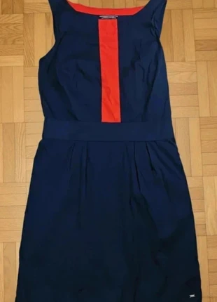 Robe sans manches Tommy Hilfiger bleu marine bande rouge taille S/M – Parfait état, brand: Tommy Hilfiger, condizioni: Ottime, taglia: S / IT 40 / EU 36, €13.80, €15.19 include la Protezione acquisti Pro