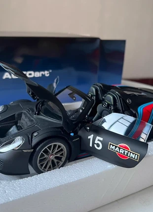AUTOart 1/18 Porsche 918 Spyder Weissach “Martini” #15 – Brand New Collector Grade, marke: AUTOart, zustand: Neu, mit Etikett, größe: Einheitsgröße, 499,00 €, 524,65 € inklusive Vinted-Käuferschutz