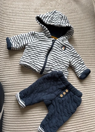 Ensemble vertbaudet 6 mois, marque: Vertbaudet, état: Très bon état, taille: 3-6 mois / 62 cm, 5,00 €, 5,95 € Protection acheteurs incluse