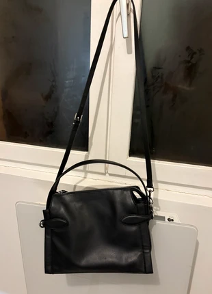 Sac bandoulière HM, marque: H&M, état: Neuf sans étiquette, 4,00 €, 4,90 € Protection acheteurs incluse