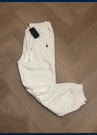 Perfect White Ralph Lauren Sweatpants M – Fast Shipping, marque: Ralph Lauren, état: Neuf avec étiquette, taille: M, 79,99 €, 84,69 € Protection acheteurs incluse