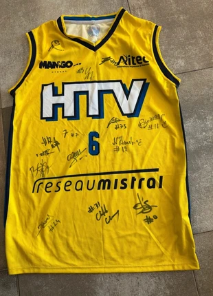 Maillot basket HTV Hyeres Toulon Var taille L, marque: Basket, état: Très bon état, taille: L, 30,00 €, 32,20 € Protection acheteurs (Pro) incluse