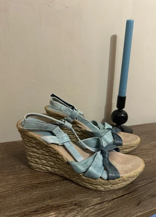 Talons compensés Gémo - Taille 38 - Très bon état, marque: Gémo, état: Très bon état, taille: 38, 3,00 €, 3,85 € Protection acheteurs incluse