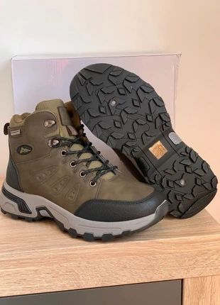 Botas hombre. Número 42, état: Neuf avec étiquette, taille: 42, 26,00 €, 28,00 € Protection acheteurs (Pro) incluse