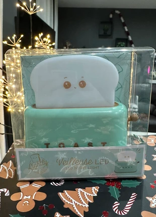 Veilleuse led toast toaster, marke: TOAST, zustand: Neu, mit Etikett, 14,00 €, 15,40 € inklusive Vinted-Käuferschutz