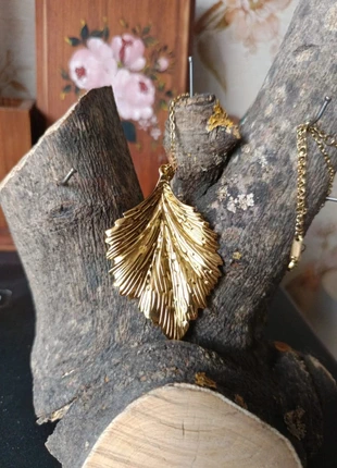 Collier doré feuille minimaliste neuf, marke: collier doré feuille neuf, zustand: Neu, mit Etikett, 2,00 €, 2,80 € inklusive Vinted-Käuferschutz