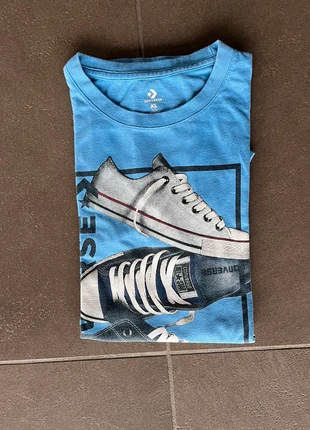 T-shirt converse enfants, merk: Converse, staat: Heel goed, maat: 14 jaar / 164 cm, € 3,00, € 3,85 inclusief Kopersbescherming