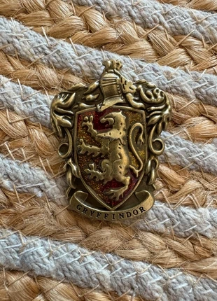 Pins Harry Potter Gryffondor, brand: Harry Potter, condition: Very good, €4.00, €4.90 includes Buyer Protection Pro