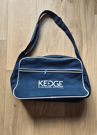 Sacoche, marque: University, état: Neuf sans étiquette, 8,00 €, 9,10 € Protection acheteurs incluse