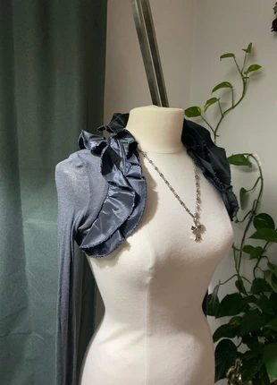 Cute bolero, merk: Vintage Dressing, staat: Goed, maat: M / 38 / 10, € 25,00, € 26,95 inclusief Kopersbescherming