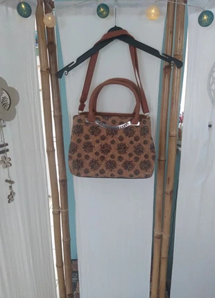 sac a main aquarelle marron, marque: Aquarelle, état: Très bon état, 10,00 €, 11,20 € Protection acheteurs incluse