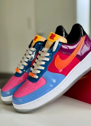 Superbes Air Force 1 x Undefeated “Multi Patent”, marke: Nike, zustand: Sehr gut, größe: 43, 159,00 €, 167,65 € inklusive Vinted-Käuferschutz