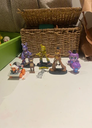 Broken fnaf figurines, marque: Funko, état: Satisfaisant, taille: Prématuré, jusqu'à 44cm, 9,00 €, 10,15 € Protection acheteurs incluse