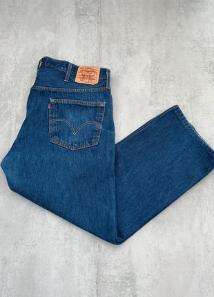 LC18 - Jean Levi's 501 bleu marine coupe baggy fit denim vintage - W42xL32, merk: Levi's, staat: Heel goed, maat: W42 | FR 52, € 34,99, € 37,44 inclusief Kopersbescherming
