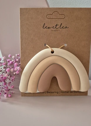 Hochet bébé arc en ciel beige, marque: leoandlea, état: Neuf avec étiquette, taille: Naissance / 44 cm, 9,90 €, 11,10 € Protection acheteurs (Pro) incluse