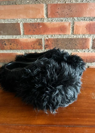 Pantoufles type crocs moumoute – couleur noir – poil long, taille 40/41., marque: sans marque, état: Neuf avec étiquette, taille: 41, 35,00 €, 37,45 € Protection acheteurs incluse