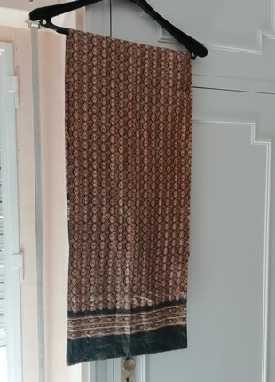 Chal de seda vintage, marca: Vintage Dressing, estado: Muy bueno, 7,00 €, 8,05 € Protección al comprador incluida