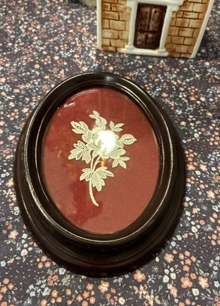 Cadre ovale avec broderie, condition: Good, €3.00, €3.85 includes Buyer Protection