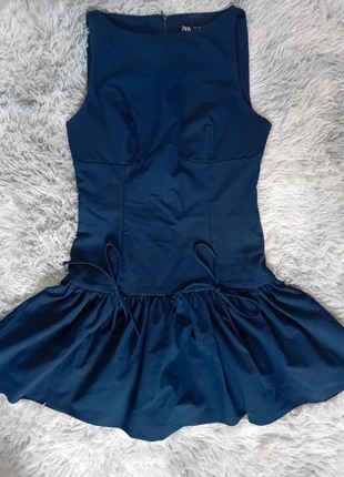 Robe bleu marine évasé zara- S, marque: Zara, état: Très bon état, taille: S / 36 / 8, 15,00 €, 16,45 € Protection acheteurs incluse