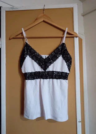 Top Jennifer blanc dentelle noire, marque: Jennifer, état: Très bon état, taille: XS / 34 / 6, 2,00 €, 2,80 € Protection acheteurs incluse