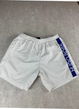 Short Hugo Boss Blanc - Taille M, brand: Hugo Boss, condition: Very good, size: M, €20.00, €21.70 includes Buyer Protection Pro