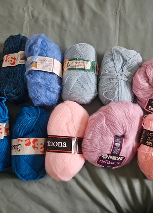 Lot pelotes de laine, brand: LAINE, condizioni: Nuovo con cartellino, €6.00, €7.00 include la Protezione acquisti