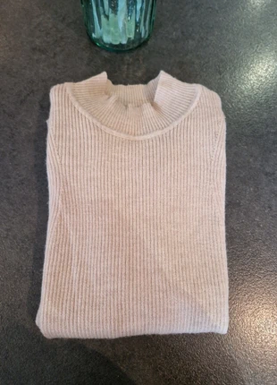 Top beige Un Jour Ailleur femme taille S, marque: Un Jour Ailleurs, état: Très bon état, taille: S / 36 / 8, 4,00 €, 4,90 € Protection acheteurs incluse