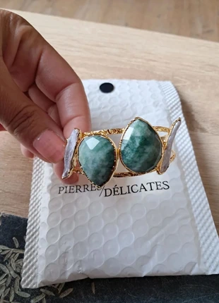 Superbe Bracelet doré avec pierres naturelles vertes – Pierres/Délicates
💜, brand: pierres délicates, condition: New without tags, €49.90, €53.10 includes Buyer Protection Pro