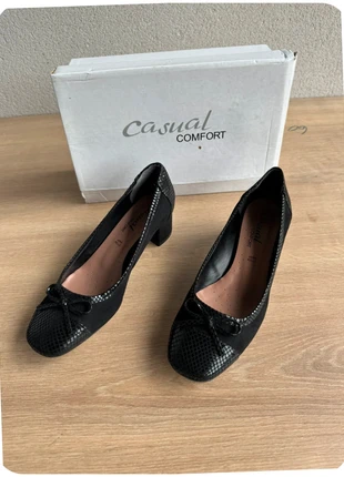Escarpins noirs Casual Comfort – pointure 38– talon confortable – neufs, marque: Casual Comfort, état: Neuf sans étiquette, taille: 38, 15,00 €, 16,45 € Protection acheteurs (Pro) incluse