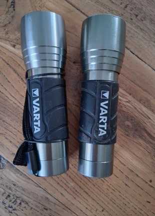 Lampe varta, brand: VARTA, condizioni: Ottime, €10.00, €11.20 include la Protezione acquisti