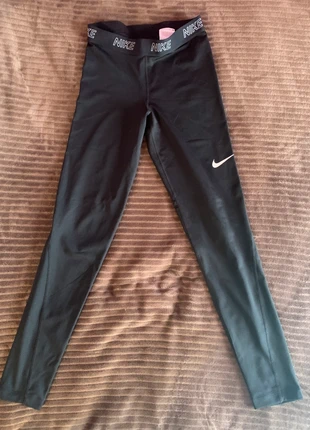 Pantalon, état: Très bon état, taille: M / 38 / 10, 4,00 €, 4,90 € Protection acheteurs incluse