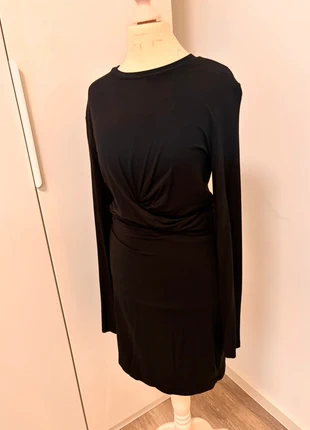 Kleid, marque: H&M, état: Très bon état, taille: M / 38 / 10, 7,00 €, 8,05 € Protection acheteurs incluse